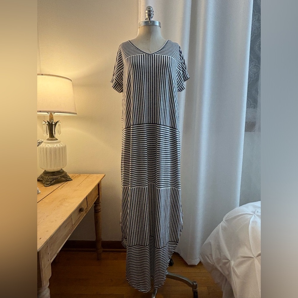 LuLaRoe UNICORN navy and white striped Macy maxi dress, NWT, Size medium.